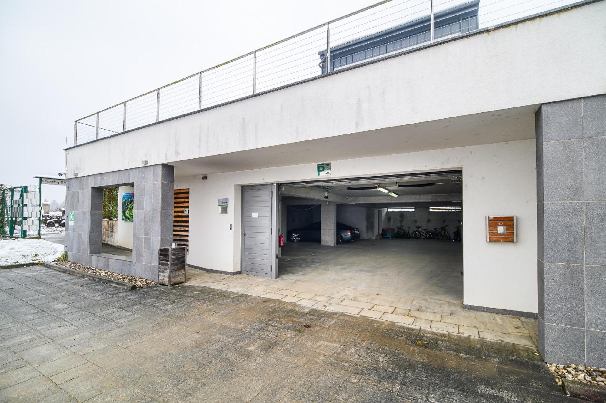 Dragatuš Apartments Maleric With Indoor Pool And Wellness מראה חיצוני תמונה