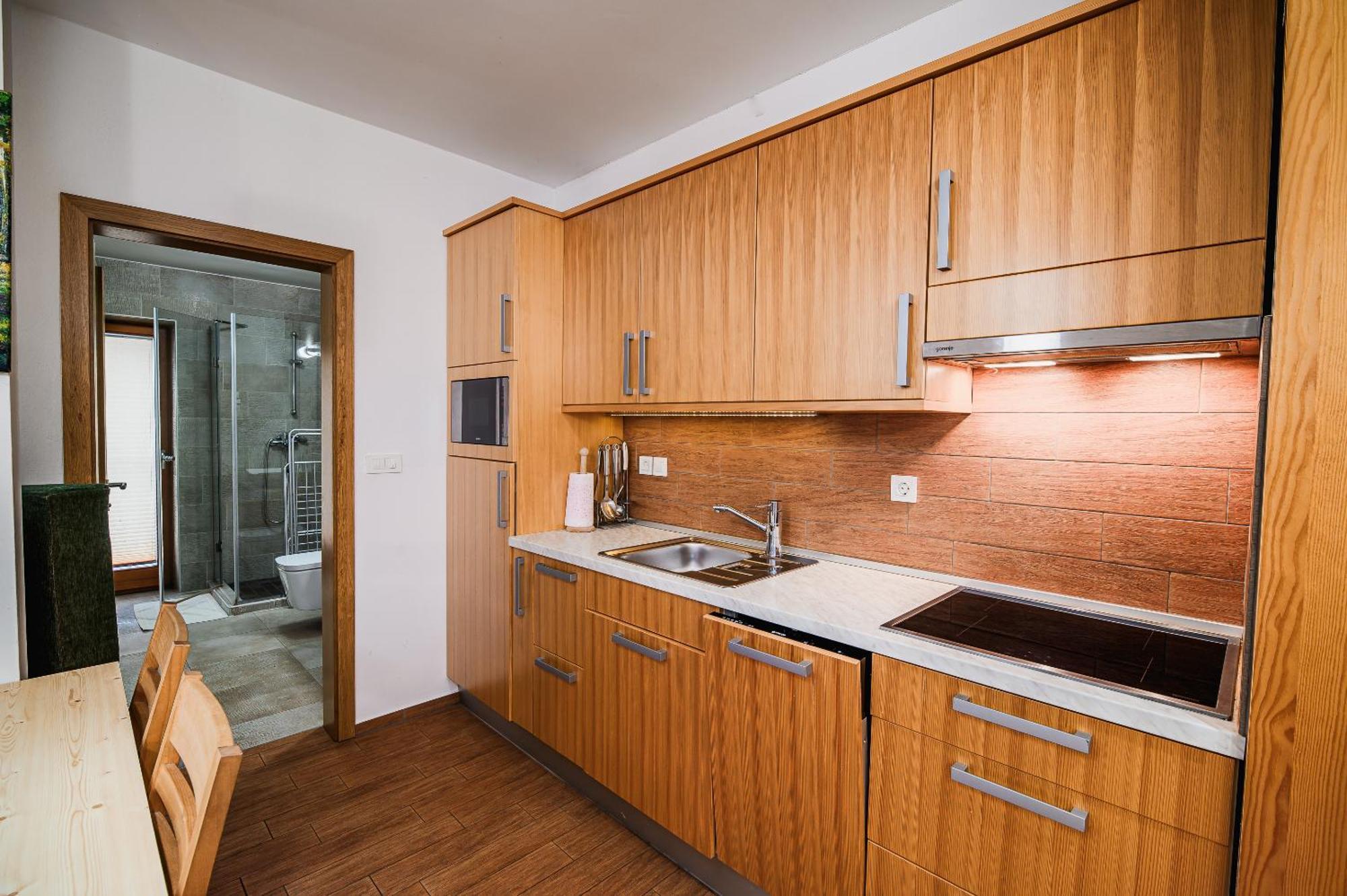 Dragatuš Apartments Maleric With Indoor Pool And Wellness מראה חיצוני תמונה